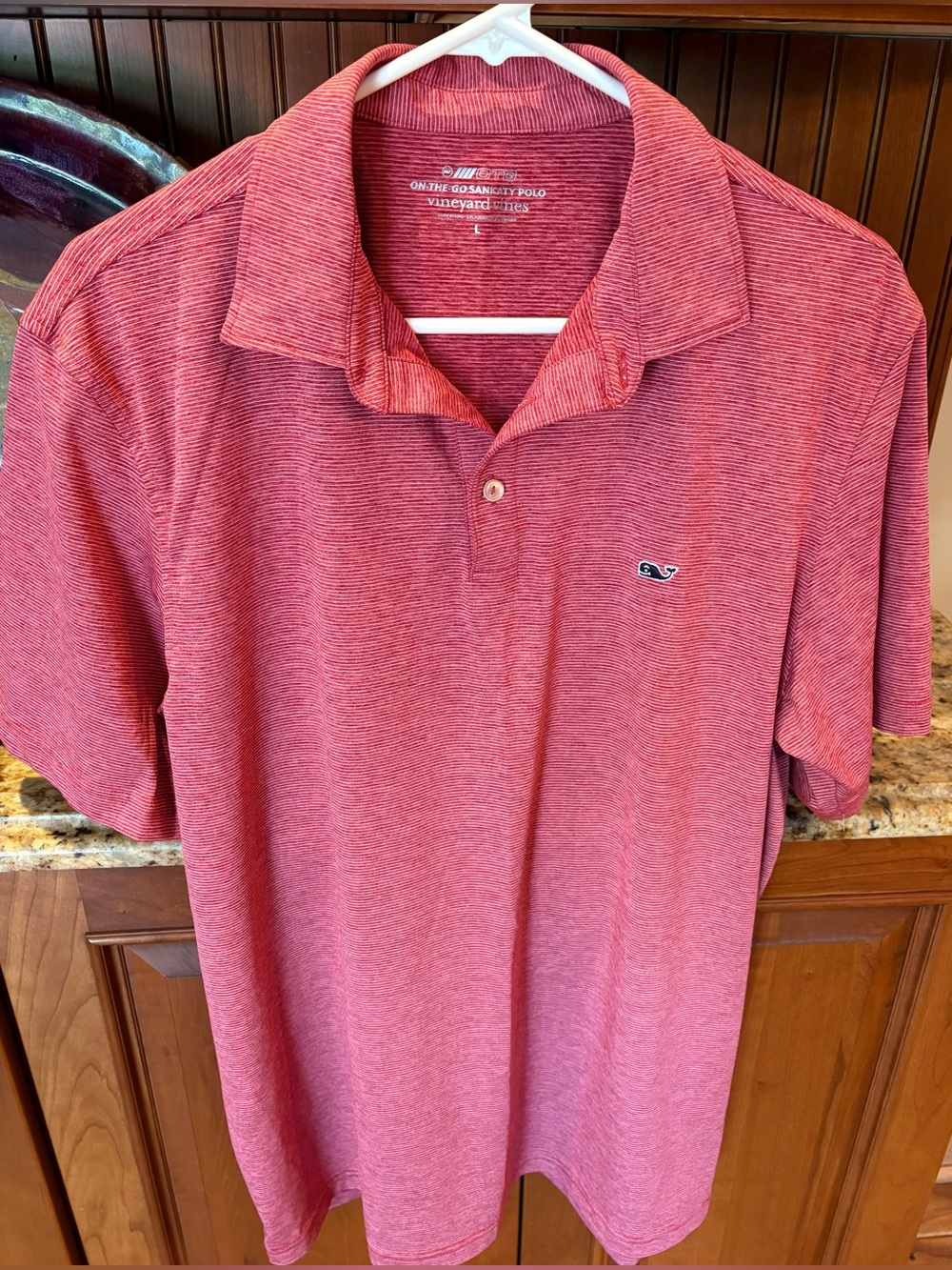Vineyard Vines Men's performance front shirt. Sharp red with micro print & logos - Picture 4 of 7